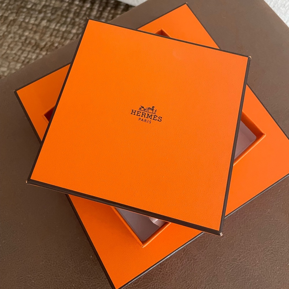 HERMES GIFT BOX